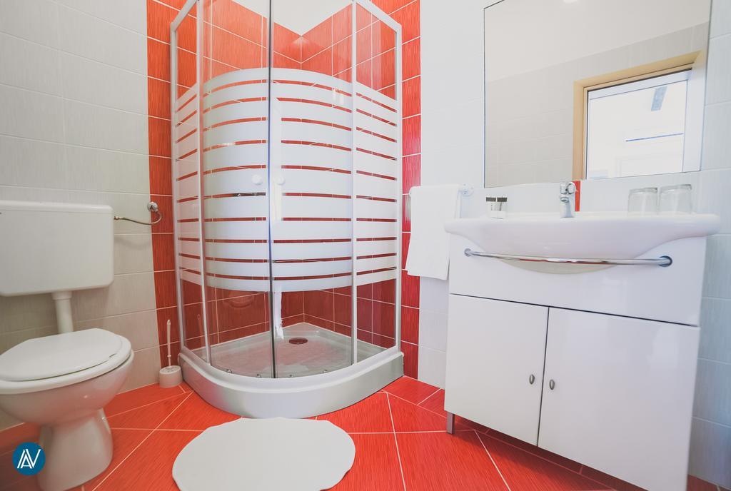 Apartments Zara Петрчане Экстерьер фото